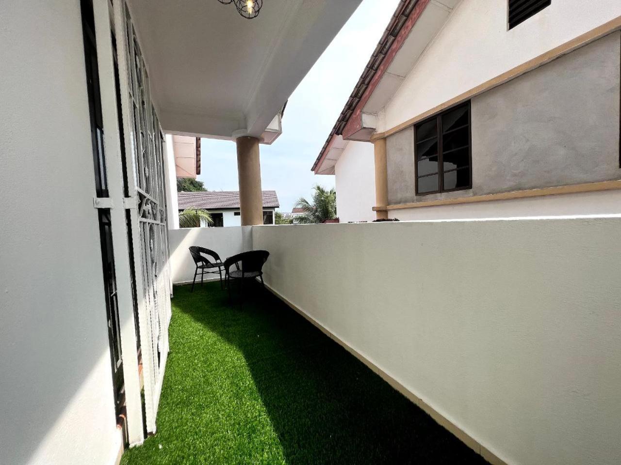 Yb Guest House 4 Bilik 5 Katil Chukai Exterior photo